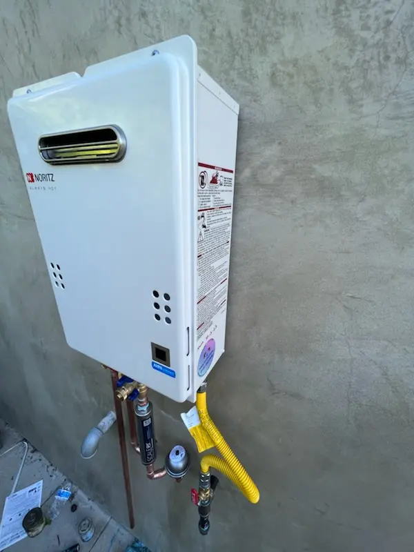 Tankless water heater installation for Townsend homes
